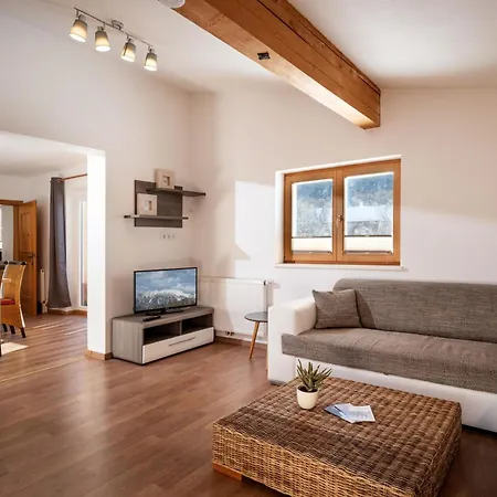 Harry's Hittn Holiday home *